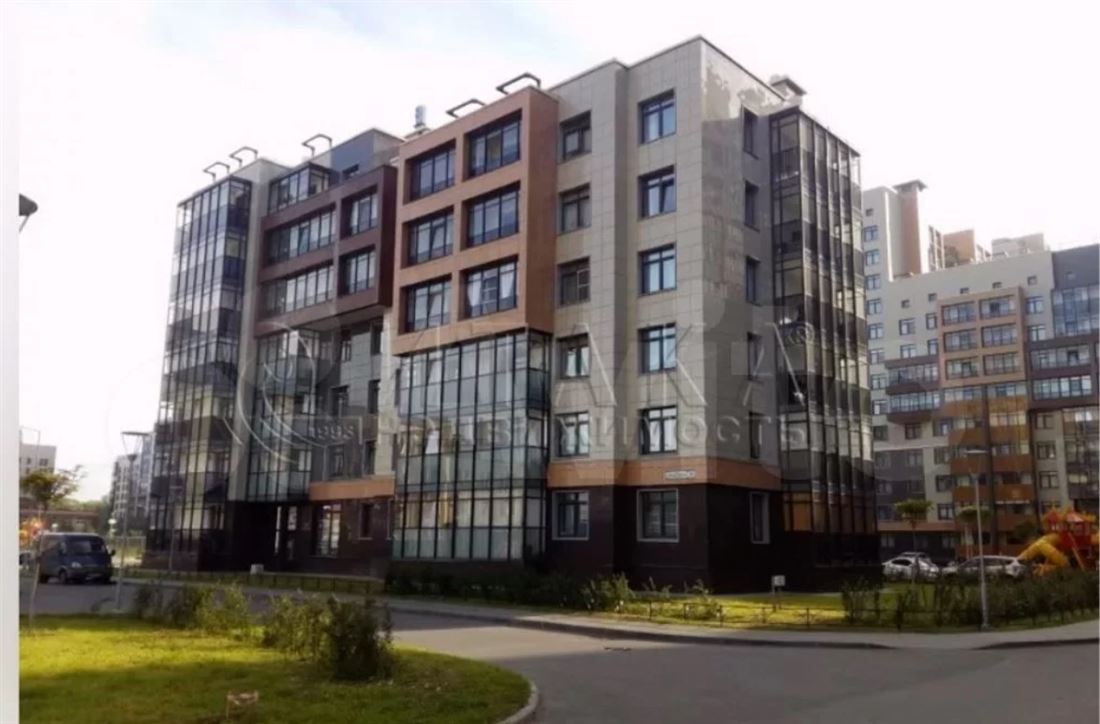 Снять --комнатную квартиру