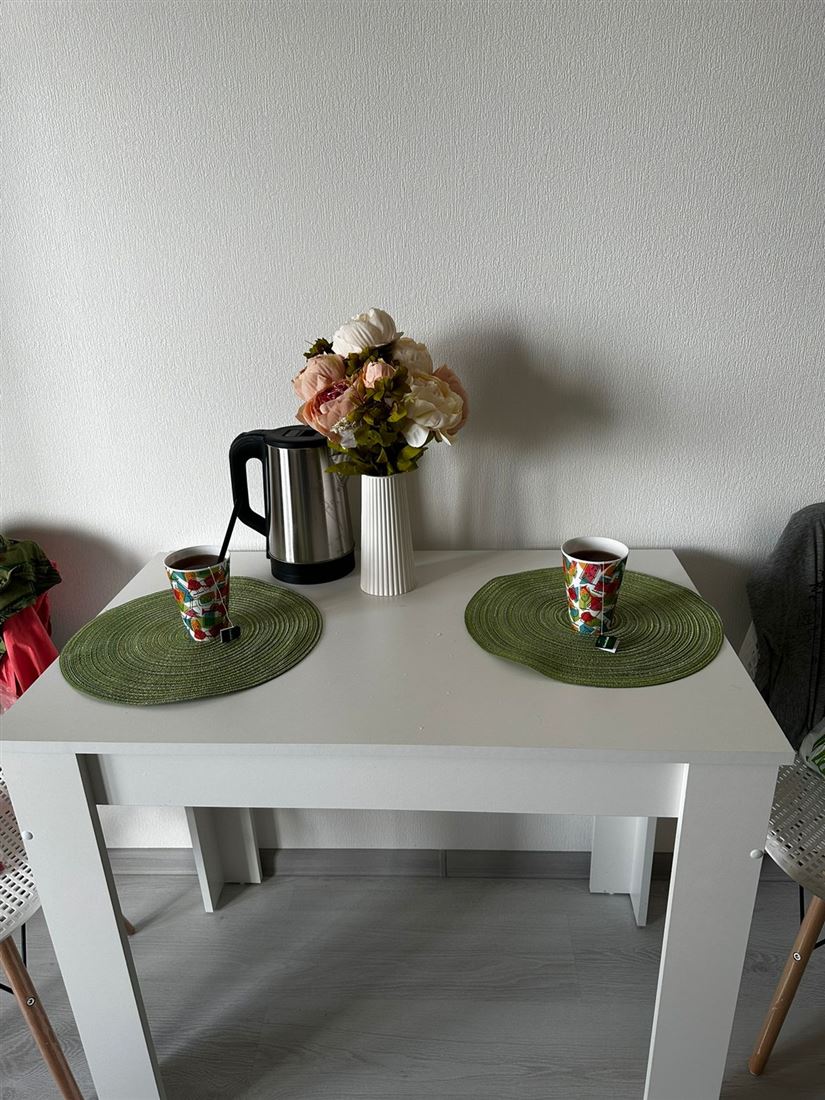 Снять --комнатную квартиру