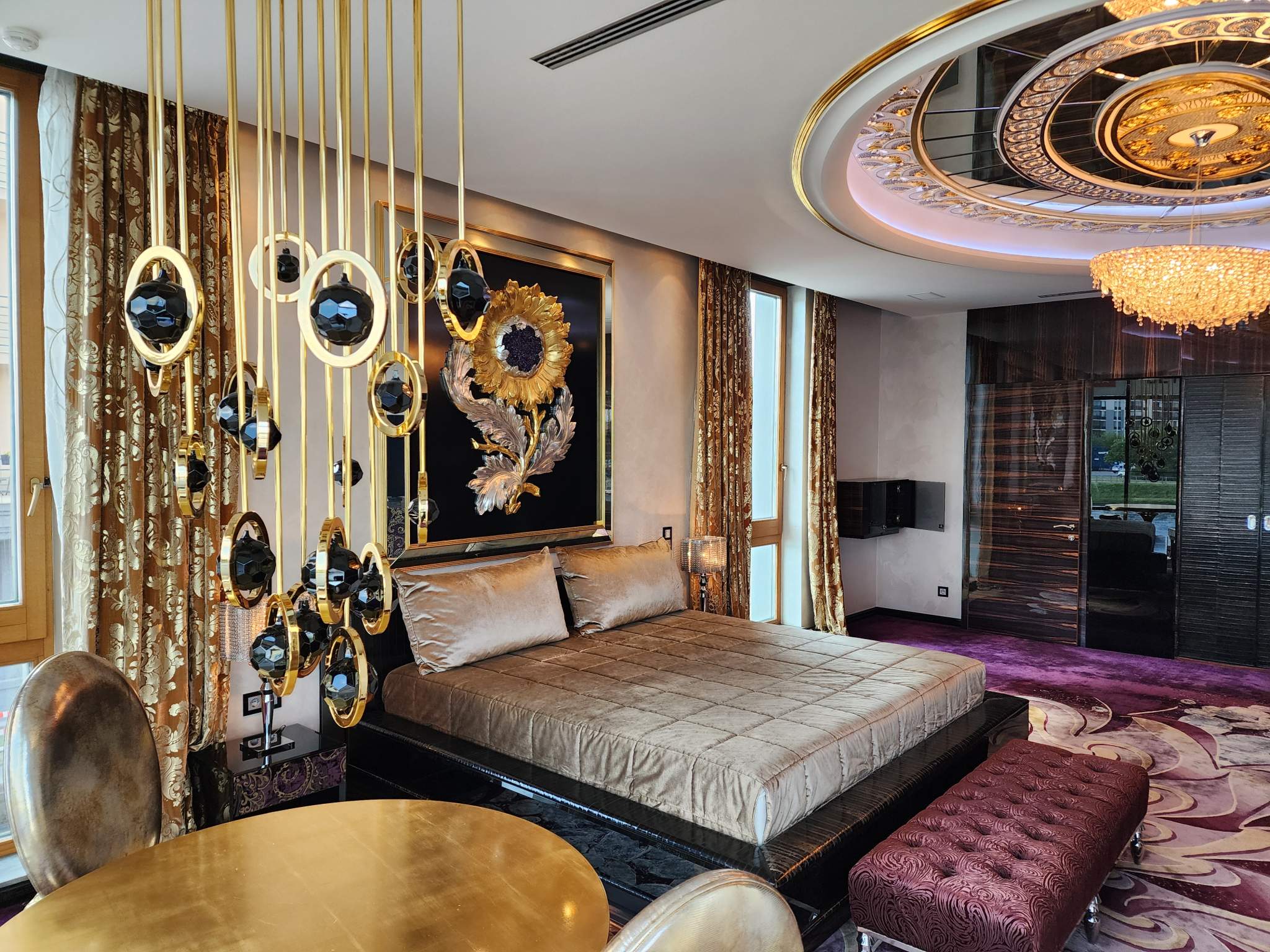 Купить 5-комнатную квартиру