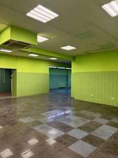 Снять  торговое помещение
