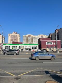 Снять  торговое помещение