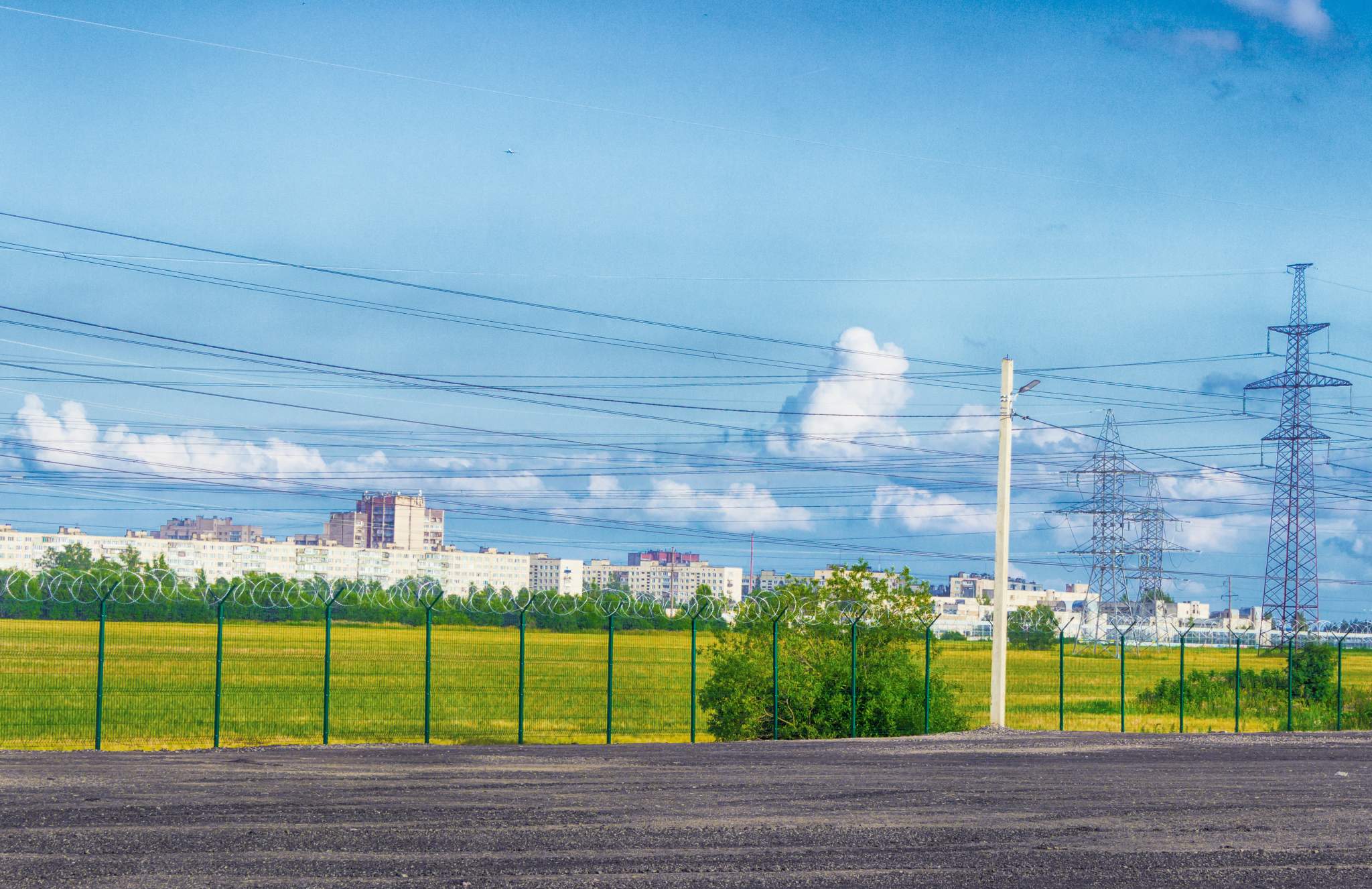 Снять  участок
