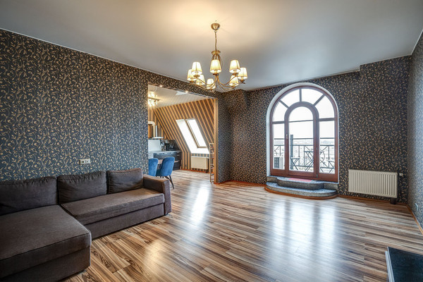 Купить 4-комнатную квартиру