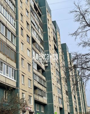 Купить 4-комнатную квартиру