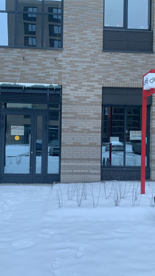 Снять  помещение свободного назначения