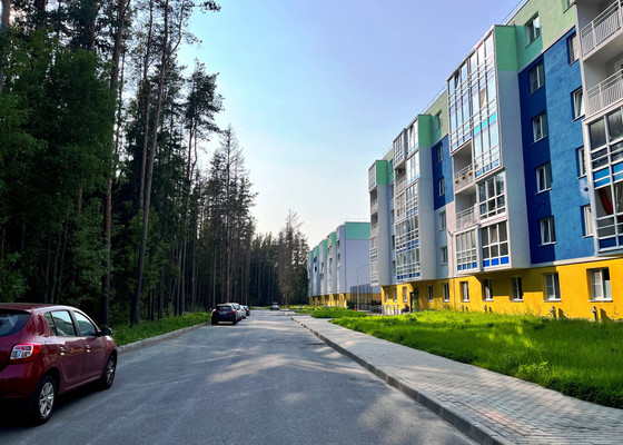 Купить --комнатную квартиру