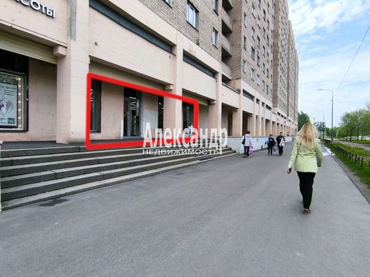 Снять  торговое помещение
