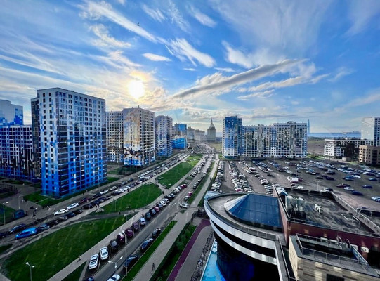 Купить --комнатную квартиру