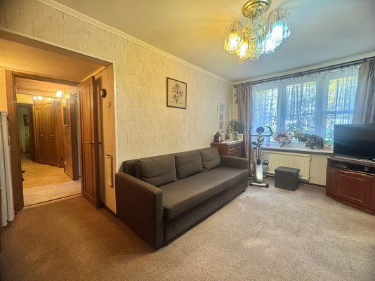 Купить 4-комнатную квартиру