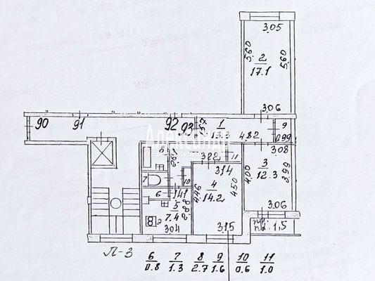 Купить 3-комнатную квартиру