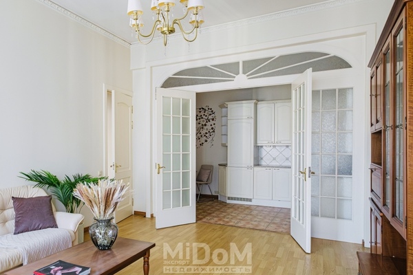 Купить 3-комнатную квартиру