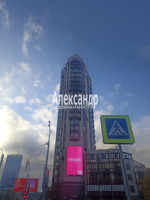 Купить 3-комнатную квартиру