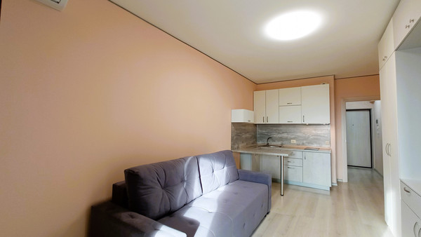 Купить --комнатную квартиру