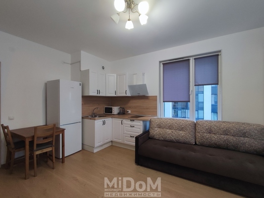 Снять --комнатную квартиру