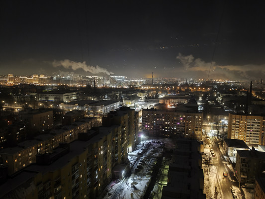 Купить --комнатную квартиру