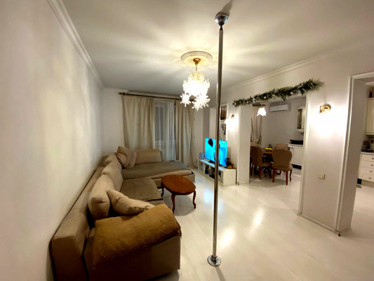 Купить 4-комнатную квартиру