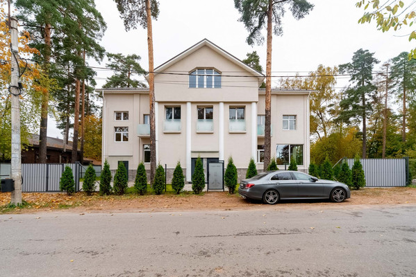 Купить 3-комнатную квартиру