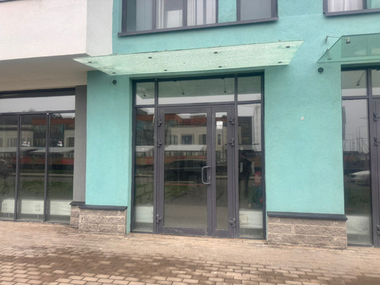 Снять  помещение свободного назначения