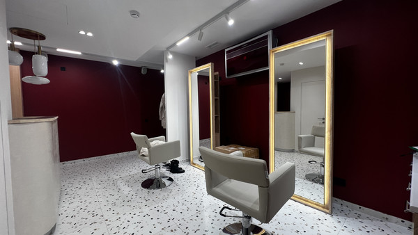 Снять  помещение свободного назначения