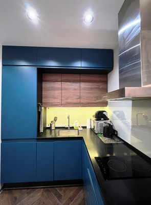 Купить --комнатную квартиру