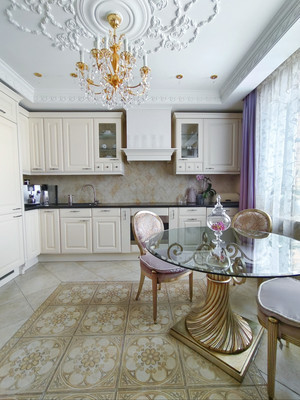 Купить 4-комнатную квартиру