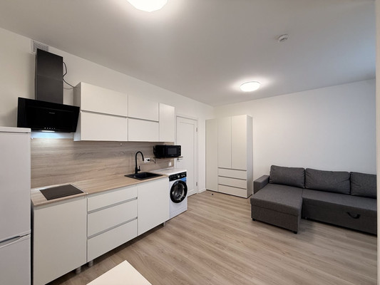 Снять --комнатную квартиру