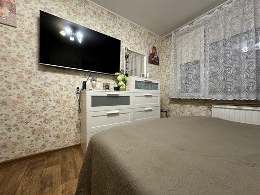 Купить 4-комнатную квартиру