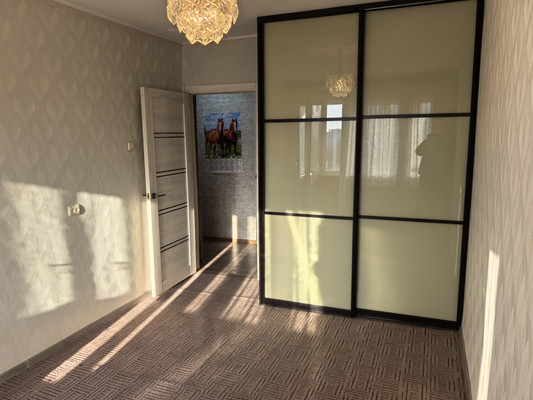 Купить 3-комнатную квартиру