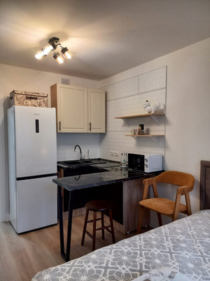 Купить --комнатную квартиру