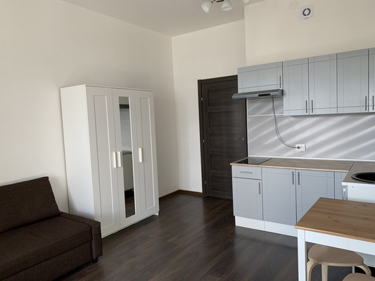 Купить --комнатную квартиру