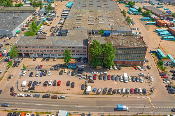 Снять  помещение свободного назначения