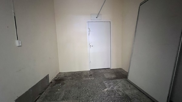 Снять  помещение свободного назначения