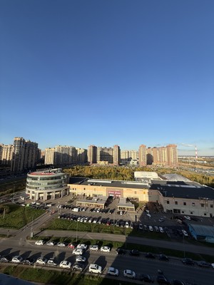 Купить --комнатную квартиру