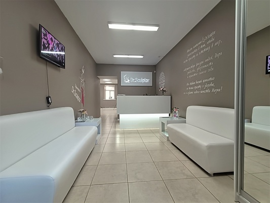 Снять  помещение свободного назначения